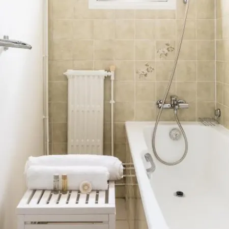 Apartment In Saint-thomas D'aquin